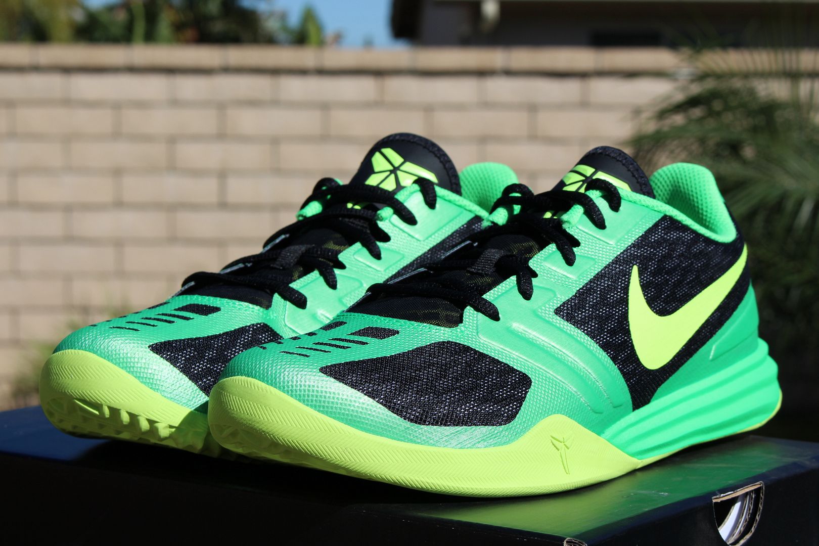 kobe 1 Green